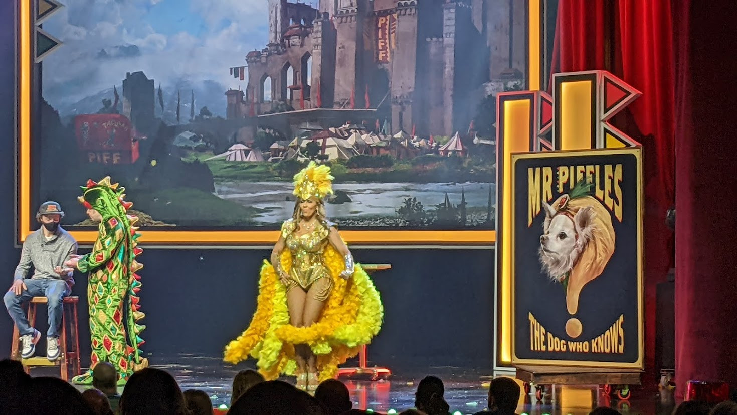 HEADLINER SHOWDOWN - Mat Franco vs. Piff the Magic Dragon
