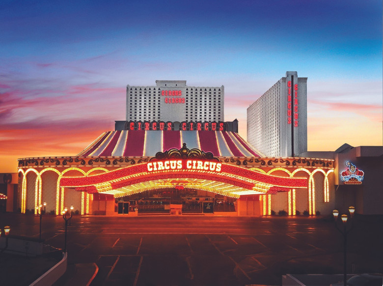 Circus Circus Rolls Out Big Holiday Deals on Adventuredome &amp; Midway Fun