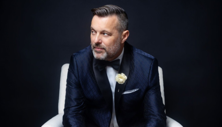 Steve Falcon's Comedy Hypnosis Hour Opens at MGM Grand